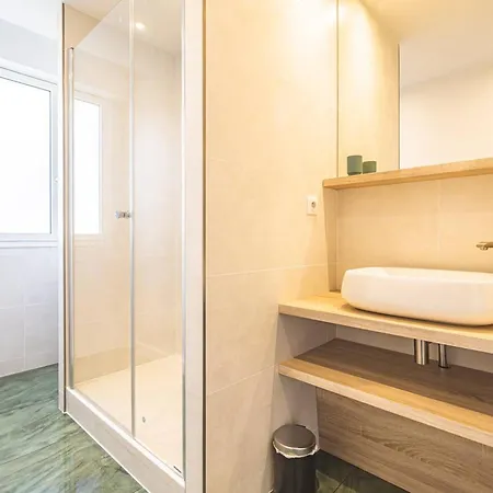 Elegant Moderne A Avec Climatisation - Fr-1-870-13 * Ρενς