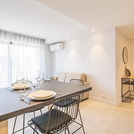 Elegant Moderne A Avec Climatisation - Fr-1-870-13