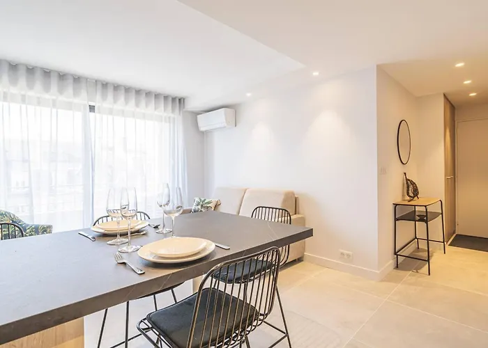 Elegant Moderne A Avec Climatisation - Fr-1-870-13