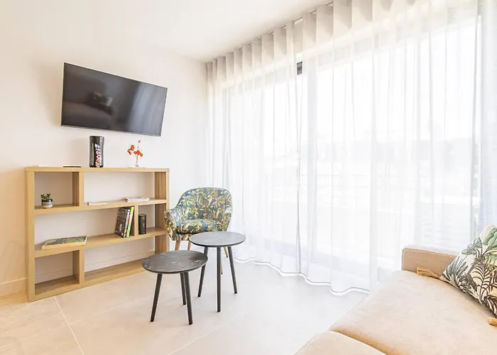 Elegant Moderne A Avec Climatisation - Fr-1-870-13 * Ρενς