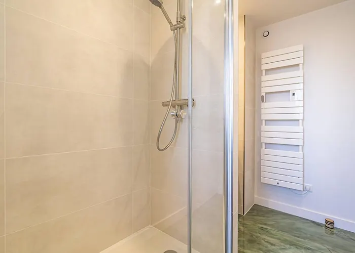 Elegant Moderne A Avec Climatisation - Fr-1-870-13 * Ρενς